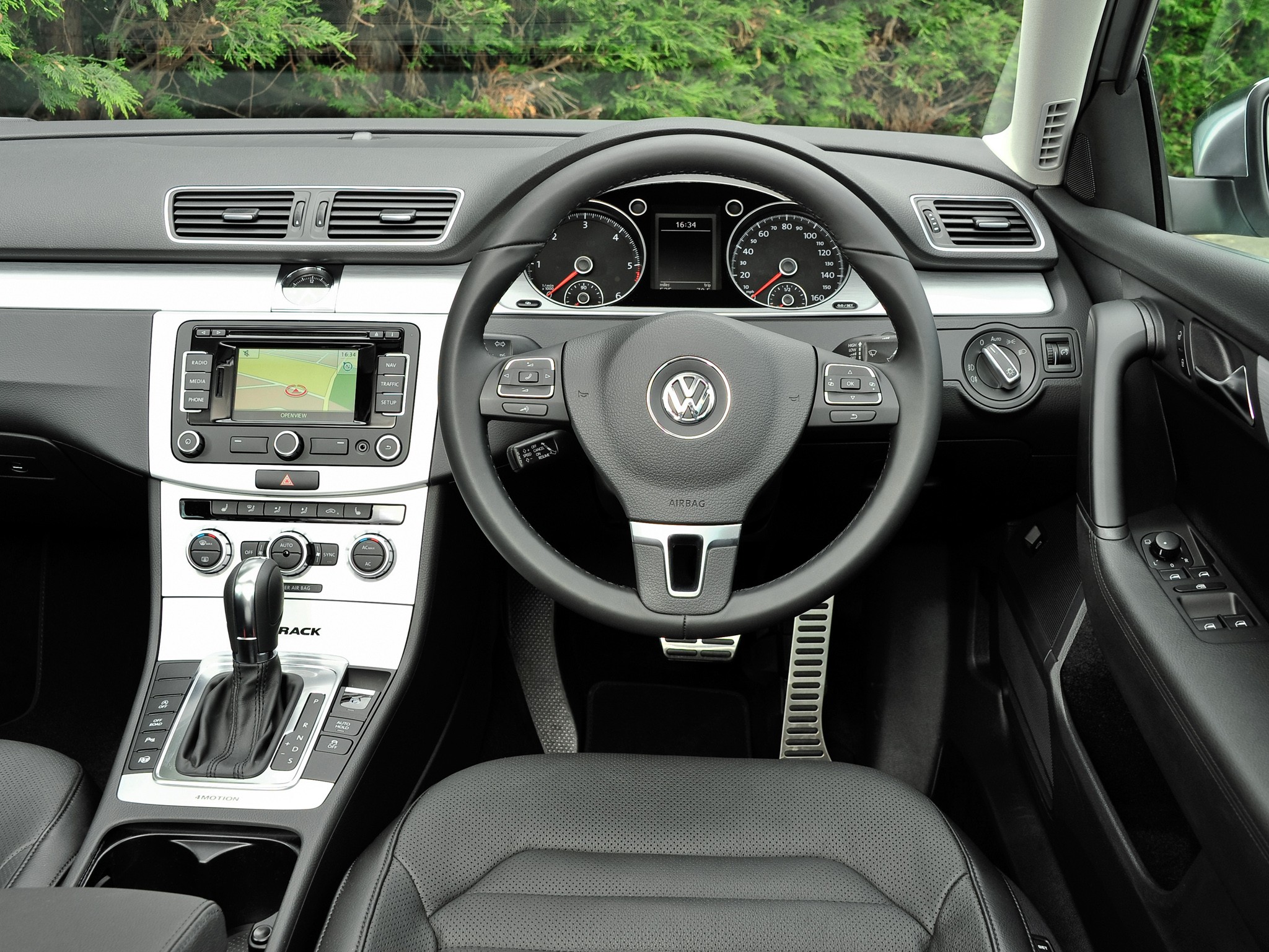 Volkswagen Passat Alltrack Specs Photos 2012 2013 2014