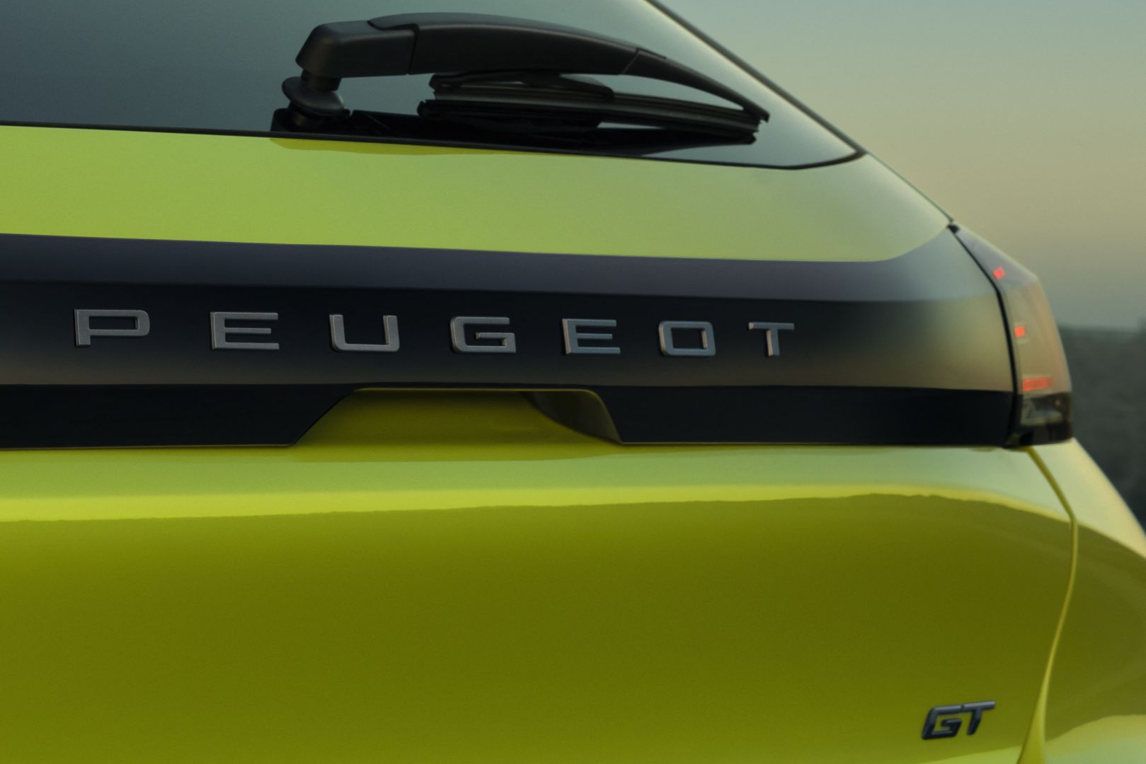 Peugeot e-208 (2021-2024) price and specifications - EV Database