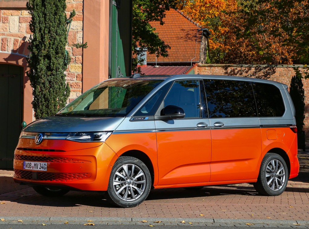 VW Multivan Review - autoevolution