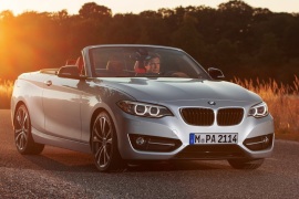 BMW 2 Series Convertible photo gallery