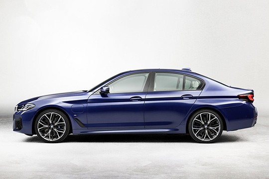 BMW 5 Series (G30 LCI) 2020-Present