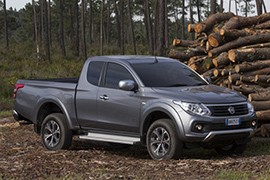 FIAT Fullback Extended Cab photo gallery