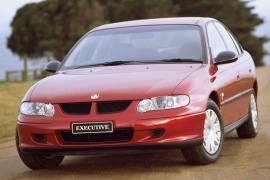 HOLDEN Commodore Sedan 1997-2002