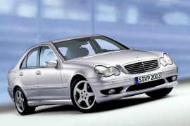 The 2000 Mercedes-Benz C-Class W203 - reinventing the luxury brand 