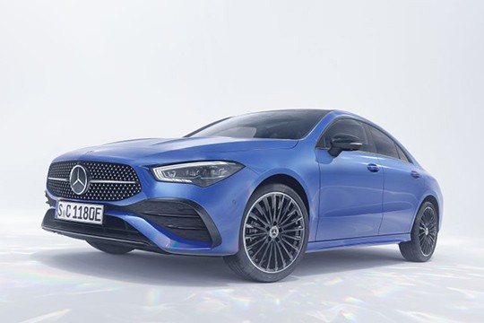 MERCEDES BENZ CLA Coupe photo gallery