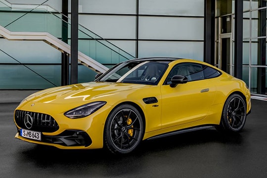 Mercedes-AMG GT 43 Coupe photo gallery