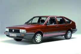 VOLKSWAGEN Passat Hatchback 1981-1987