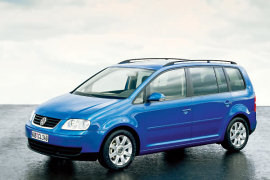 All VOLKSWAGEN Touran Models by Year (2003-Present) - Specs, Pictures &  History - autoevolution