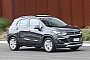 HOLDEN Trax specs and photos