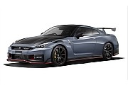 NISSAN GT-R Nismo specs and photos