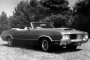OLDSMOBILE 442 Convertible specs and photos
