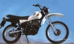 YAMAHA  XT 550 (1982-1983)