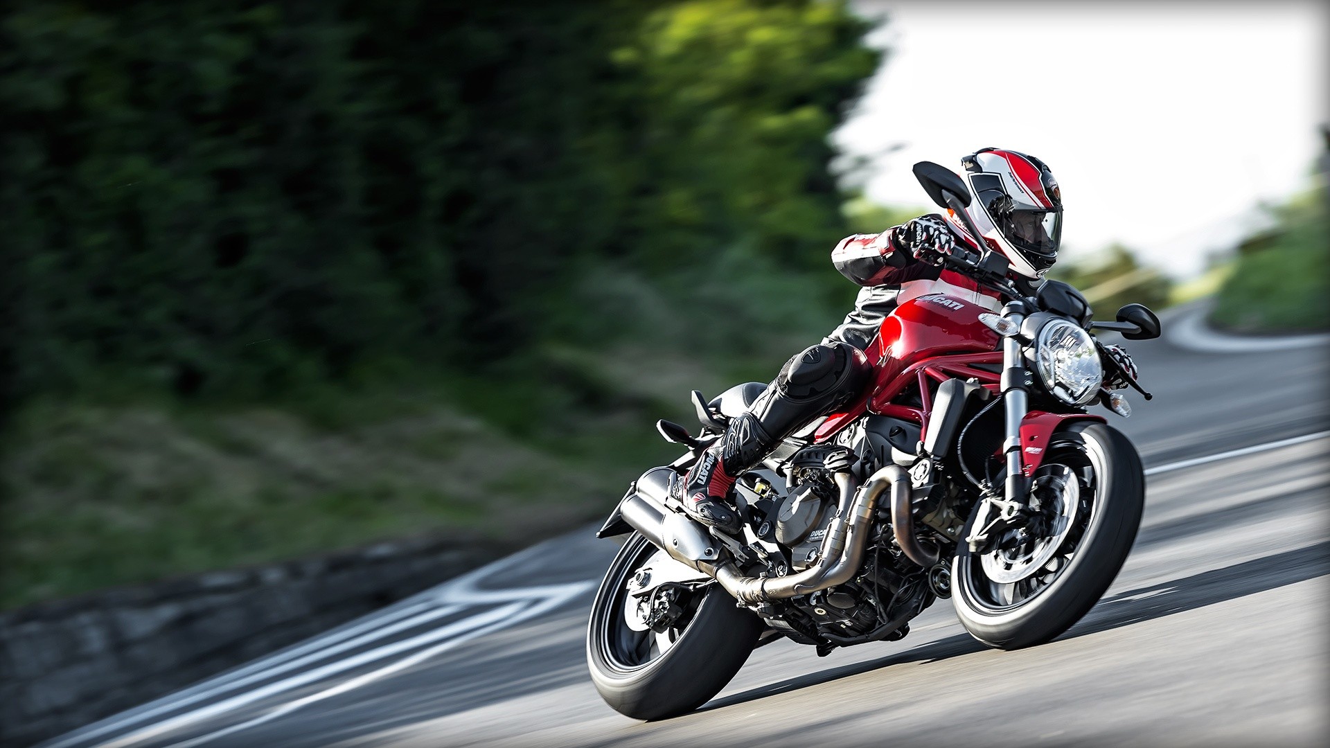 Ducati monster 821. Ducati Monster 821 Stealth. Ducati Monster 821 2015. Ducati Monster 821 серый.
