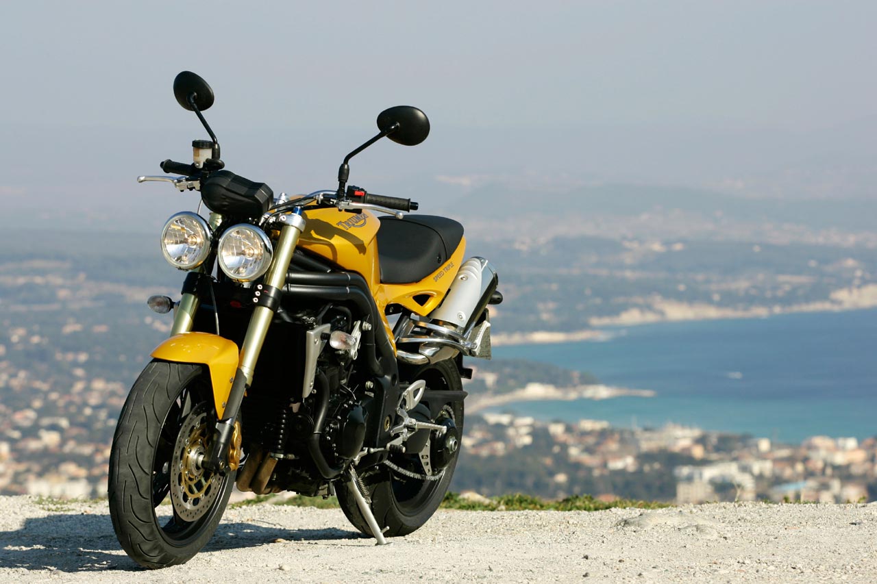 мотоцикл желто-черный без смс