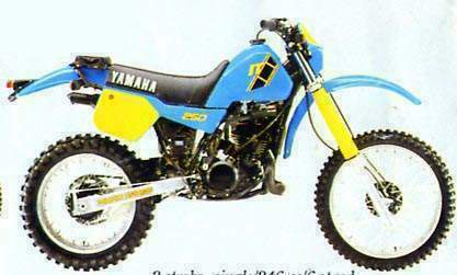 moto yamaha it 250