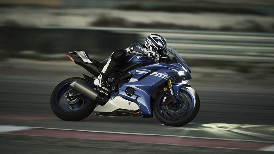 Yamaha YZF R125 : Price, Features, Specifications
