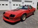 1985 Chevrolet Camaro Z28 IROC-Z getting auctioned off