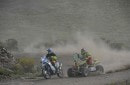 2015 Dakar, Stage 2, bike passing quad