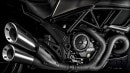 2015 Ducati Diavel Titanium exhaust