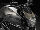 2015 Ducati Diavel Titanium, carbon air intakes