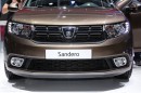 2017 Dacia Sandero facelift live at 2016 Paris Motor Show