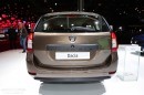 2017 Dacia Logan MCV facelift live at 2016 Paris Motor Show