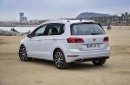 2018 Volkswagen Golf Sportsvan Shows Facelift in New Photos