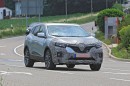 2019 Renault Kadjar Facelift Spied With New Front End, Will Debut in September