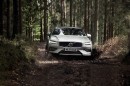 2019 Volvo V60 Cross Country  Is Just Barely Rugged, But Still Very Cool