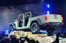 2020 Jeep Gladiator Looks Impressive at the LA Auto Show