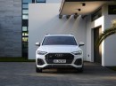 Even sharper, sportier, and more efficient: The optimized Audi SQ5 TDI now looks even more impressive. Its V6 three-liter diesel engine with an output of 251 kW (341 PS) delivers its power smoothly and forcefully. The sharper design underlines the sporty 