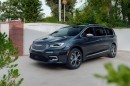 2021 Chrysler Pacifica Adds AWD and a Redesign, Debuts in Chicago