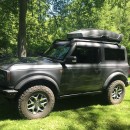 2021 Ford Bronco 2-Door Badlands in Carbonized Gray with matching-color Thule cargo box