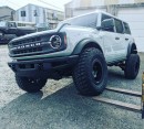 Solid Front Axle 2021 Ford Bronco flaunts articulation flex comparison with stock example