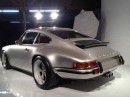 Porsche 911 964 by Singer 