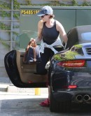 Anne Hathaway seen with her Porsche 911