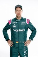 Aston Martin Cognizant F1 Team unveils AMR21 race car