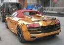 Gold Audi R8 Spyder
