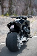 Bee-One Cycles Bomb Boss custom V8 motorcycle