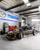 Black and Gold Kiwi RX-7 Looks Like a Giant Hot Wheels Super Treasure Hunt