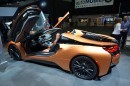 BMW i8 Facelift Says Hello and Goodbye in Detroit