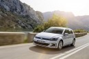2017 Volkswagen e-Golf and Golf GTE