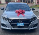 Dejounte Murray Surprises Sister with New Honda