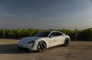 2021 Porsche Taycan Performance Battery Plus