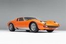 Perfect 1:8 scale model of the 1971 Lamborghini Miura P400 SV by Amalgam Collection