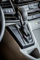 Ford Turneo Custom Plug-In Hybrid (PHEV) shifter