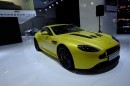 Aston Martin V12 Vantage S Live Photos