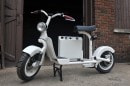Fido the electric scooter, open battery pack