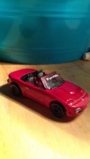 Girlfriend of Miata Owner Makes Hotwheels Version of His Mazda: the toy