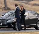Gisele Bunchen and Tom B Drive a Lexus LS Hybrid